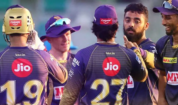 IPL 2020: चक्रवर्ती के ‘पंजे’ ने दिल्ली को दबोचा, कोलकाता 59 रन से जीता