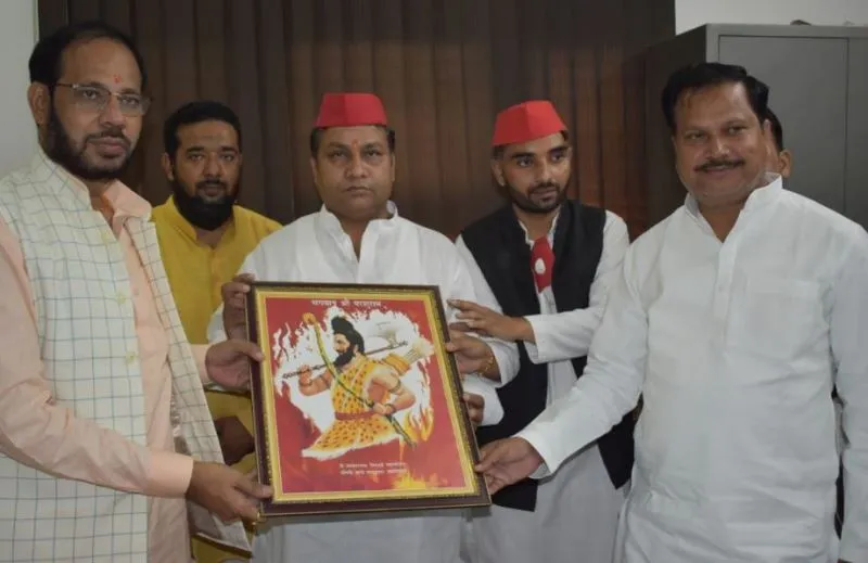 प्रदेश में बेलगाम हो रहे अपराधी: मनोज पांडे