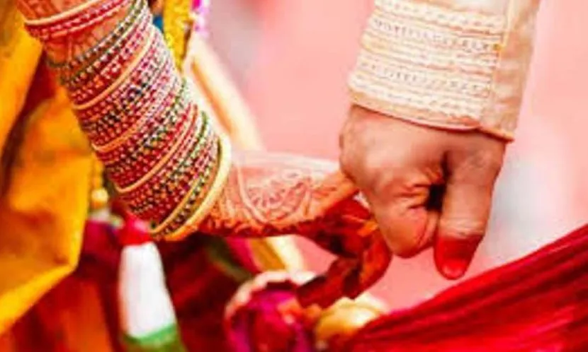 बरेली: नाबालिग लड़की ने फर्जी टीसी बनाकर रचाई शादी, अब कर रही वीडियो वायरल