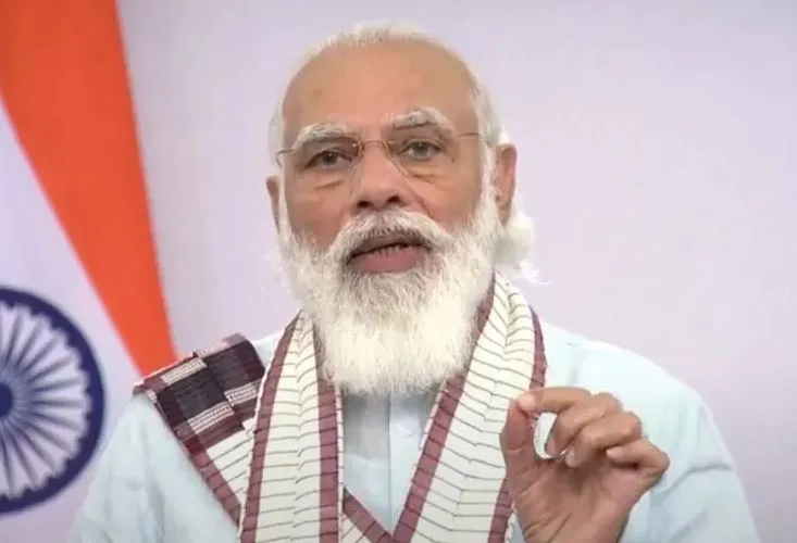 गरीब कभी ईमानदारी और आत्‍मसम्‍मान से समझौता नहीं करता: मोदी