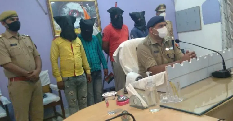 लखीमपुर-खीरी: नगर पंचायत अध्यक्ष के पति का शव बिना बरामद किए ही पुलिस ने कर दिया हत्या का खुलासा
