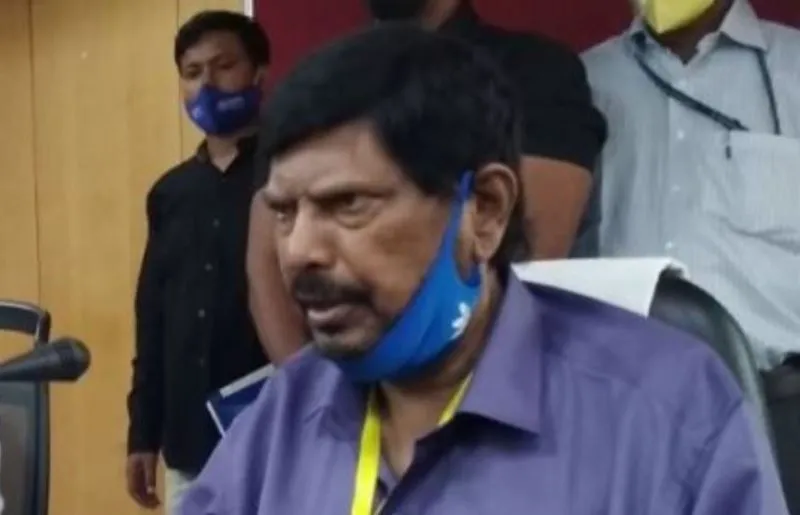 हाथरस की घटना बेहद गंभीर, नहीं होनी चाहिए राजनीति: आठवले