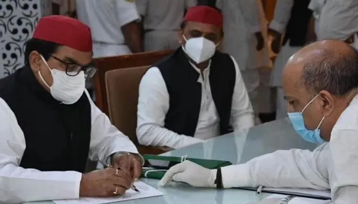 रामगोपाल ने राज्यसभा के लिए भरा पर्चा