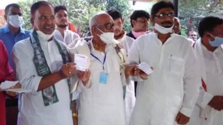 बिहार: राजद विधायक नेमतुल्लाह, पूर्व केंद्रीय मंत्री दशई चौधरी जदयू में शामिल