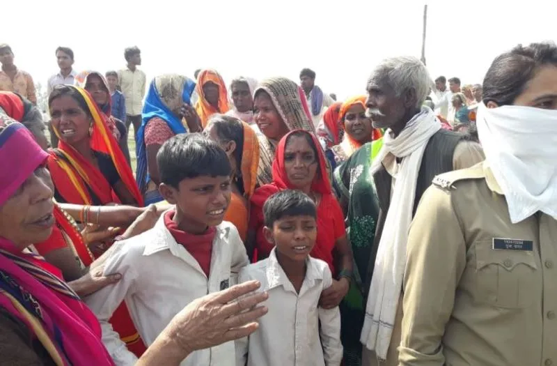 शाहजहांपुर: अवैध संबंधों में बाधा बनी पत्नी तो गला दबाकर मार डाला