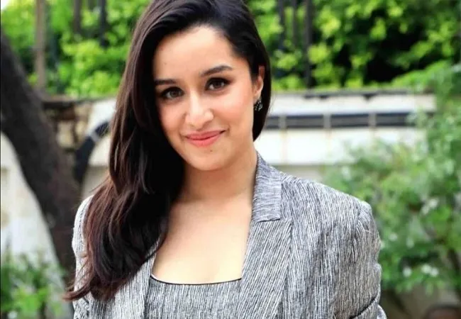 सिल्वर स्क्रीन पर नागिन का किरदार निभाएंगी श्रद्धा कपूर, तीन पार्ट में रिलीज होगी फिल्म