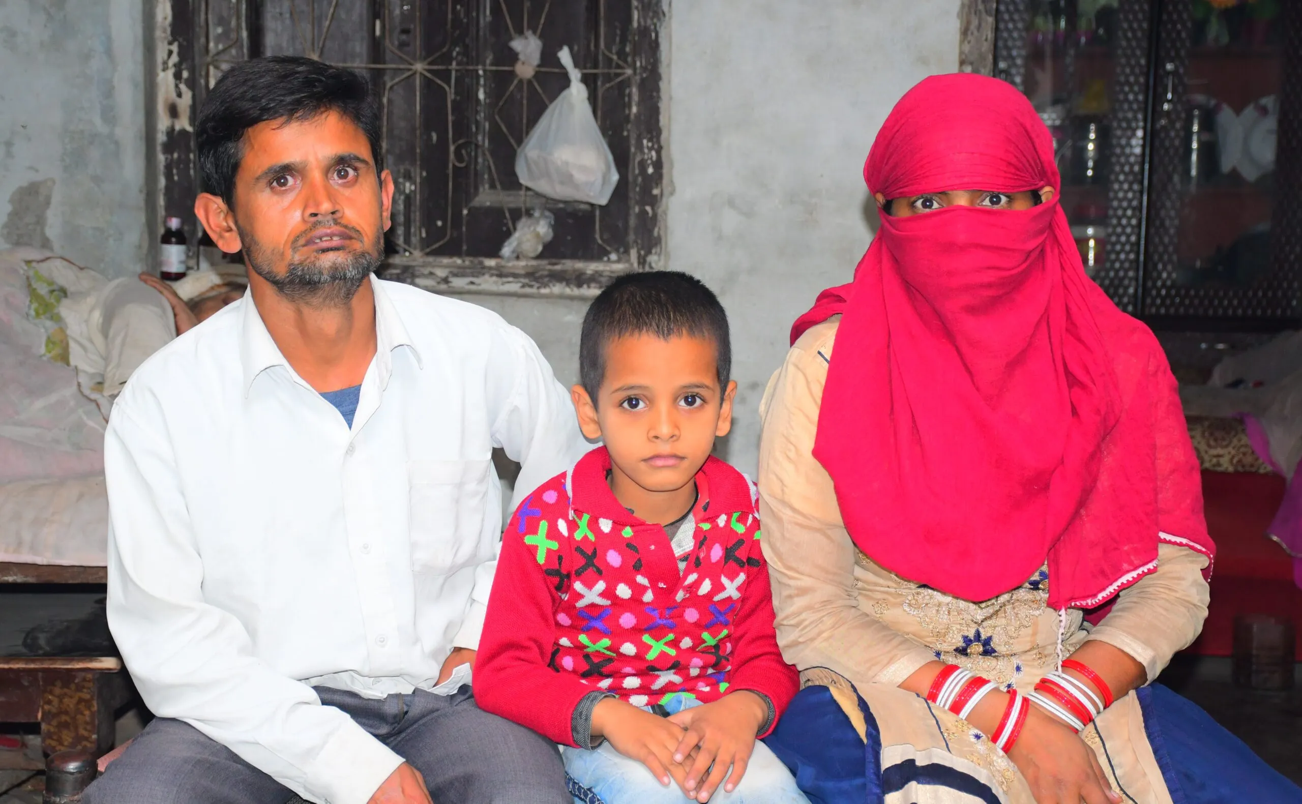 बरेली: डेंगू के कहर से 12 परिवारों का मजनूपुर से पलायन