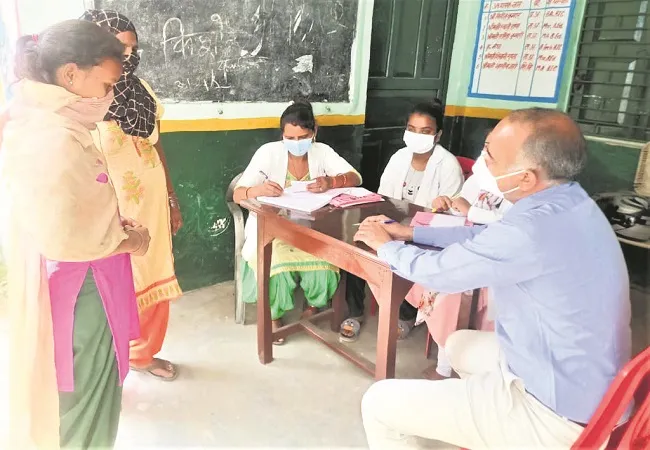 मुरादाबाद: रतनपुर कला में रहस्यमय बुखार से दो की मौत