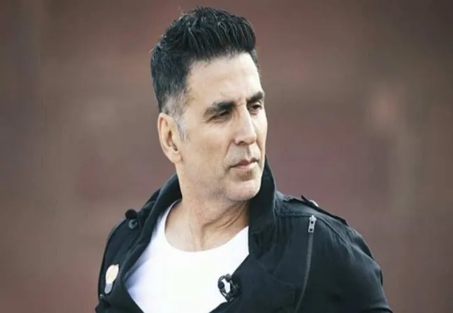 यूट्यूबर ने अक्षय कुमार के 500 करोड़ रुपये के मानहानि नोटिस का किया विरोध, कहा- ‘कानूनी कार्रवाई करेंगे’