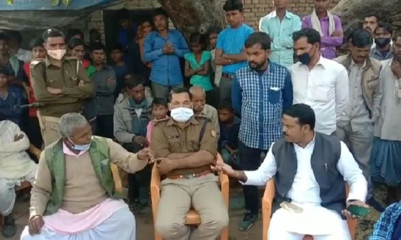 बिलसंडा: भाजपा विधायक और सपा के पूर्व मंत्री के बीच तीखी नोकझोंक