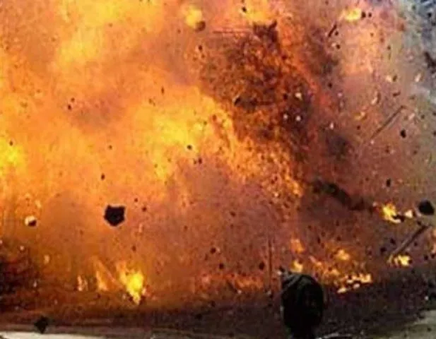 मप्र: पटाखे के बारूद में विस्फोट से मकान ढहा, परिवार के तीन लोगों की मौत