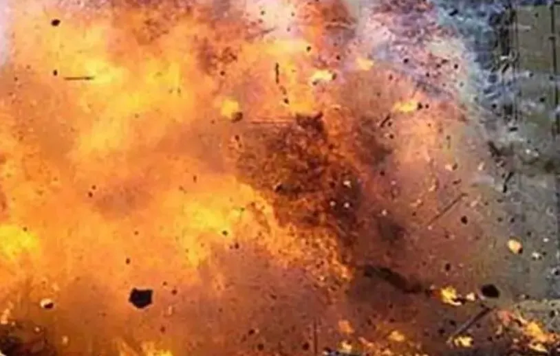 मेरठ: भीषण विस्फोट से कई मकानों की छतें उड़ीं, दो की मौत, 12 से ज्यादा घायल