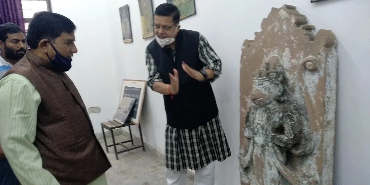 अवध विश्वविद्यालय के कोशल संग्रहालय को मिली प्राचीन हनुमान जी की प्रतिमा