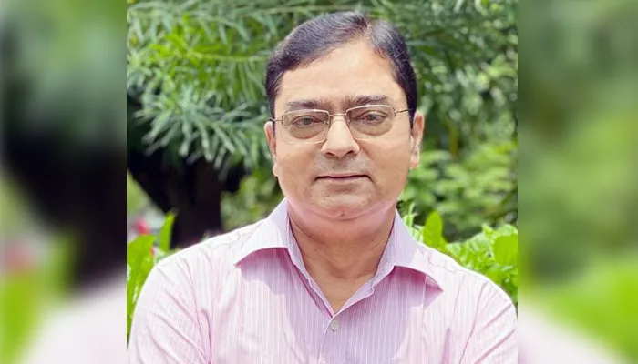 लखनऊ: डॉ. सूर्यकांत को स्वास्थ्य मंत्री ने किया सम्मानित