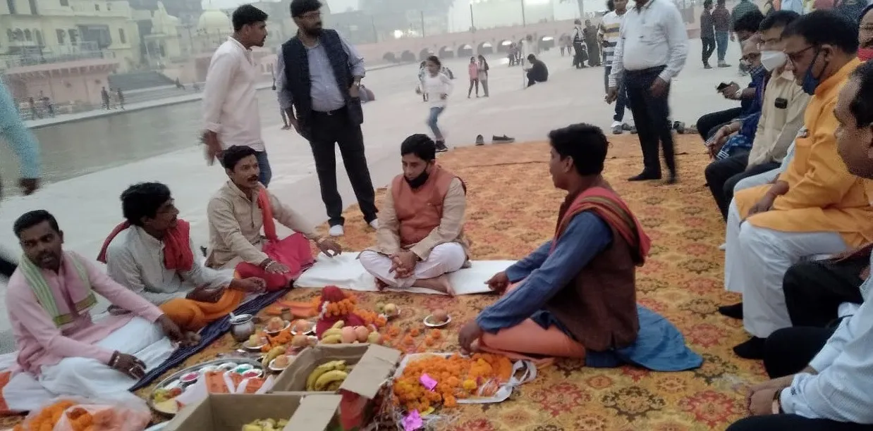 चतुर्थ दीपोत्सव को भव्य बनाने के लिये पूजन – अर्चन
