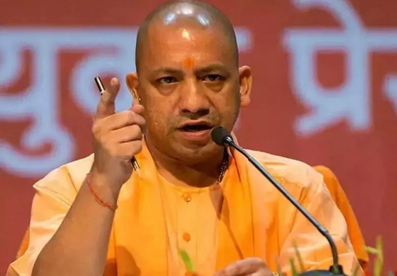 जहरीली शराब बेचने वालों पर होगी सख्त कार्रवाई: योगी
