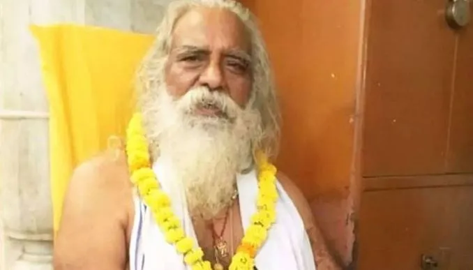 महंत नृत्य गोपाल दास इमरजेंसी में भर्ती, मेडिकल बुलेटिन जारी
