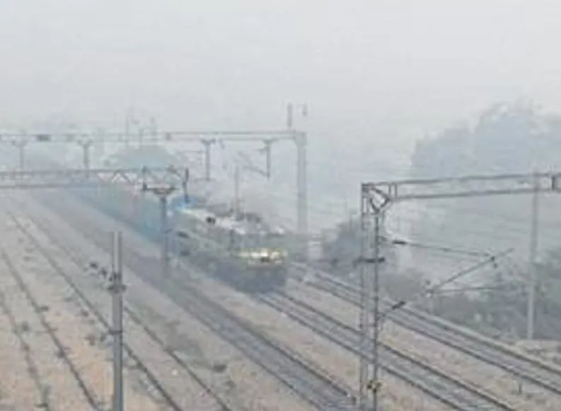 बरेली: चार्जशीट मिली तो रेलकर्मियों ने जीपीएस ट्रैकर को बता दिया फेल