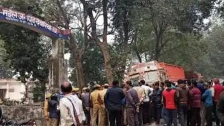 देवरिया: भूमि विवाद लाठी-डंडों से हमला, एक की मौत, पांच घायल