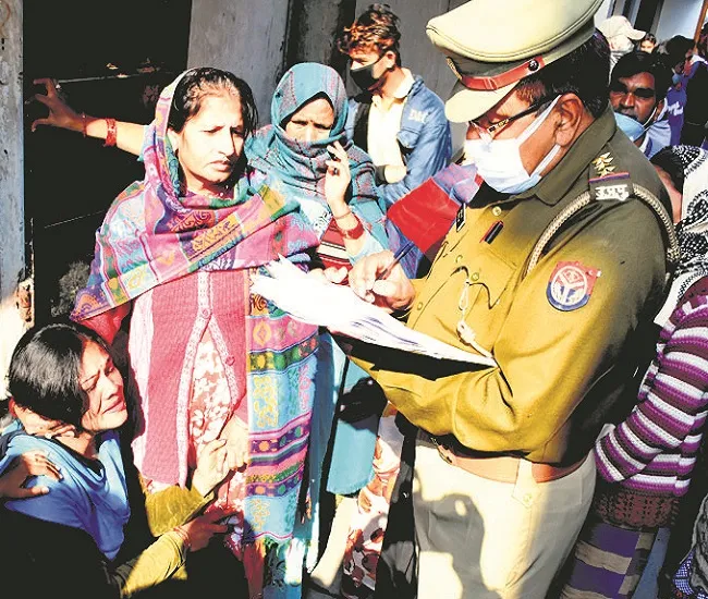 मुरादाबाद: दवा खत्म होने पर भड़का था खूब सिंह, दरवाजा खुलवाने पर की फायरिंग