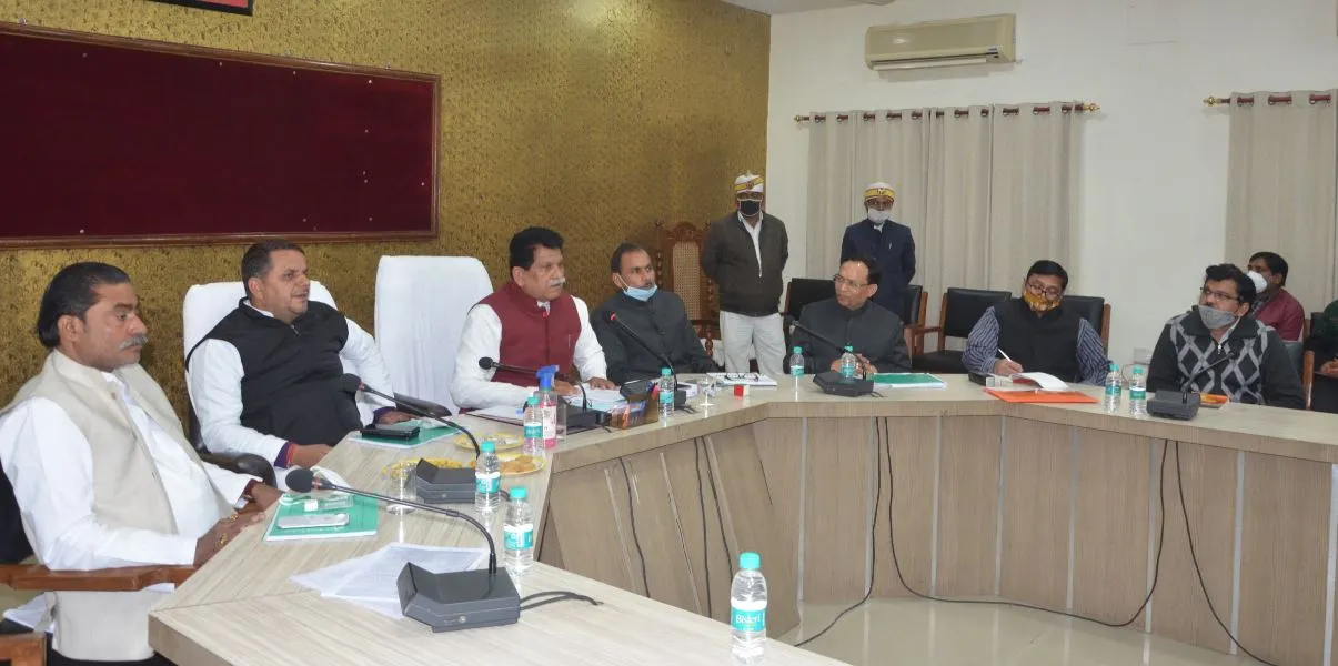 बरेली: अधिकारियों की लापरवाही खाद्य पदार्थों में बढ़ा रही मिलावट का प्रतिशत