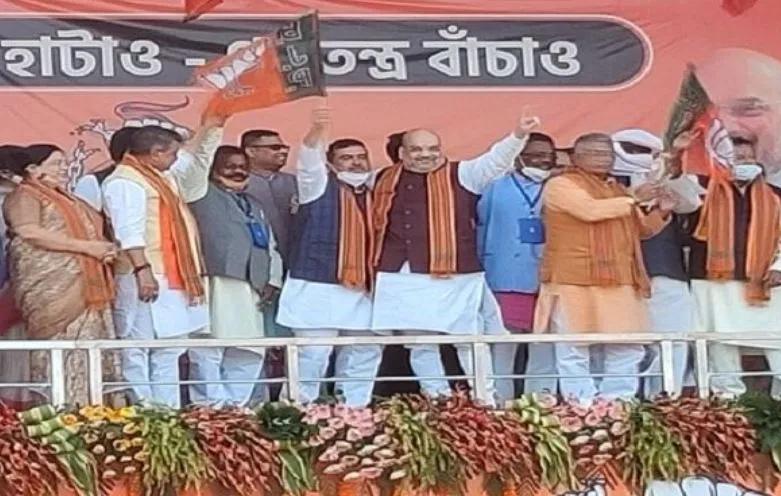 पश्चिम बंगाल: शुभेंदु अधिकारी भाजपा में शामिल, अमित शाह बोले- चुनाव तक ममता अकेली रह जाएंगी