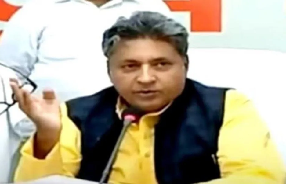 योगी सरकार में बीजेपी मंत्री के बिगड़े बोल, किसानों के आंदोलन को बताया ‘राष्ट्र विरोधी’
