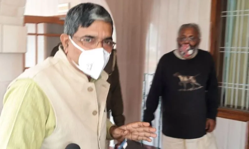अयोध्या: निर्माण समिति चेयरमैन और ट्रस्ट सदस्यों ने लिया आरजेबी परिसर का जायजा