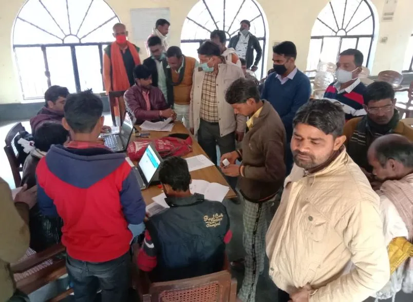 बाराबंकी: श्रम प्रवर्तन विभाग के कैंप में हुए 275 पंजीकरण