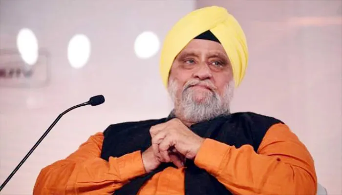 बेदी ने डीडीसीए से दिया इस्तीफा, स्टैंड से अपना नाम हटाने को कहा