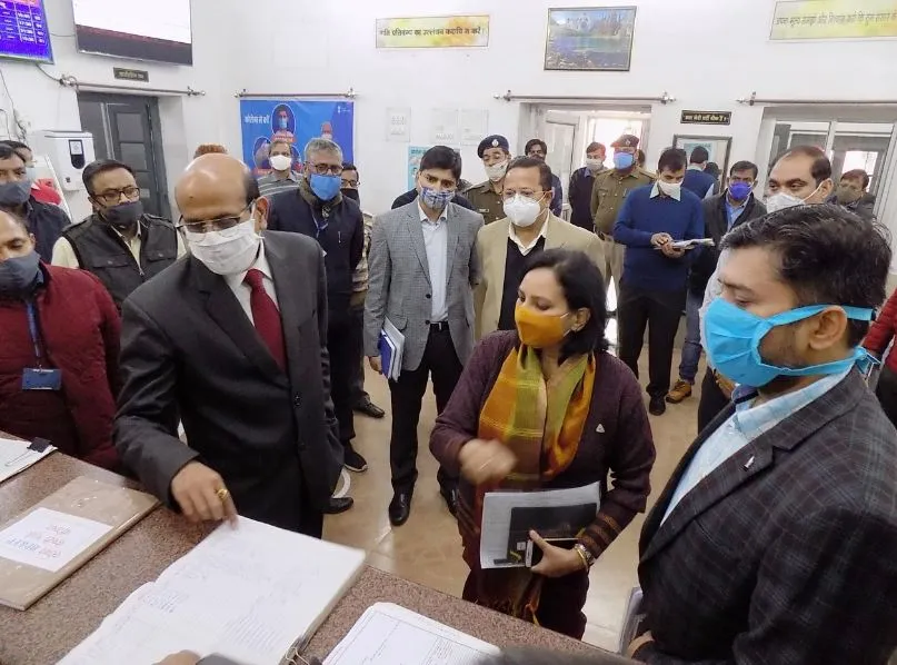 लखनऊ: रेल यात्री संतुष्टि के लक्ष्य को प्राप्त करने की दिशा में हो रेल विकास कार्य- जीएम