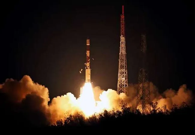 गुरुत्वाकर्षण तरंग का पता करने के लिए चीन ने दो उपग्रह प्रक्षेपित किए