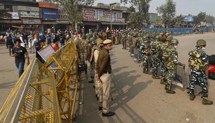 भारत बंद: दिल्ली पुलिस ने सीमाओं, बाजारों समेत अन्य स्थानों पर बढ़ाई सुरक्षा