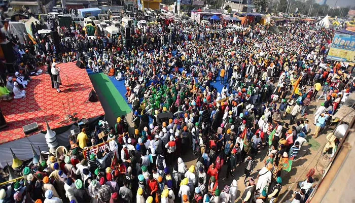 किसान आंदोलन को एक महीना पूरा, अन्नदाता आज मनाएंगे धिक्कार दिवस