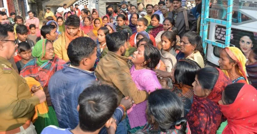 अयोध्या: अगवा किशोर की बरामदगी के लिए सड़क पर उतरे लोग