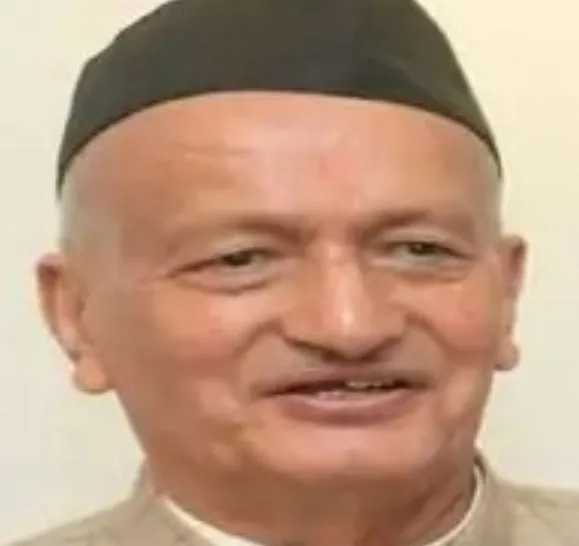 सुप्रीम कोर्ट ने कोश्यारी के खिलाफ अवमानना याचिका पर रोक लगाई