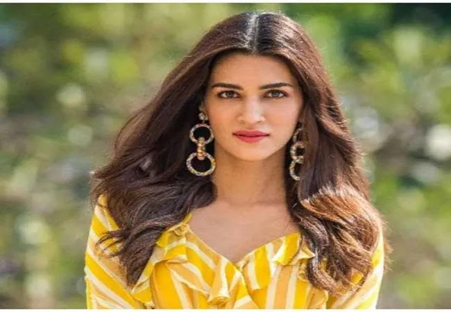 पानीपत के एक साल पूरे होने पर भावुक हुईं कृति सेनन, शेयर की खूबसूरत तस्वीरें