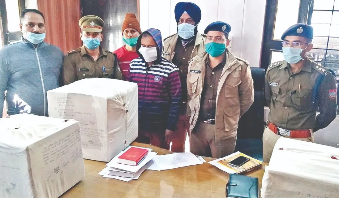 बाजपुर: पुलिस ने पकड़ा नशीली दवाओं का जखीरा