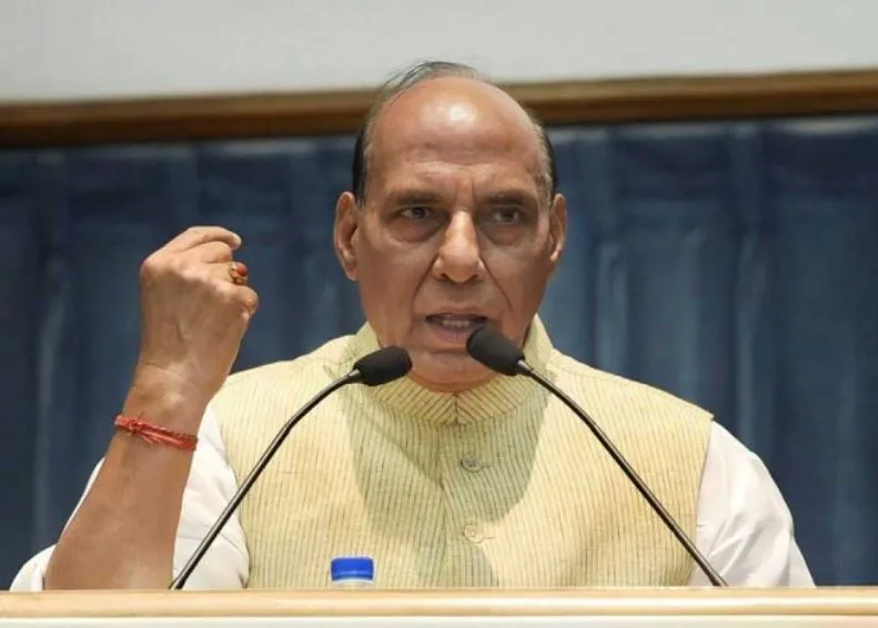 देश के सीमायी इतिहास को जानें और समझें युवा: राजनाथ