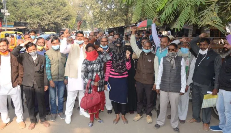बरेली: कृषि कानूनों के विरोध में आरएलडी का प्रदर्शन