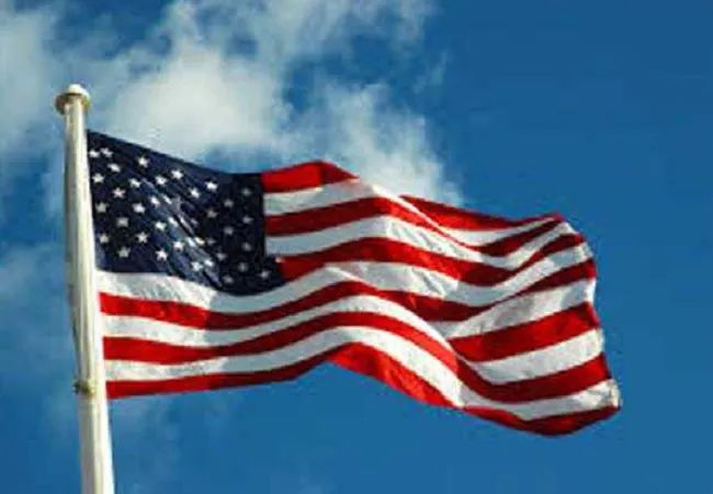 ट्रंप ने चीन के खिलाफ नए कानून पर किए हस्ताक्षर, 60 कंपनियों पर भी लगाया प्रतिबंध