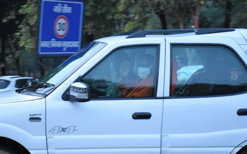 मुरादाबाद: सीएम योगी सड़क मार्ग से गाजियाबाद रवाना, खराब मौसम के कारण नहीं उड़ सका हेलीकॉप्टर