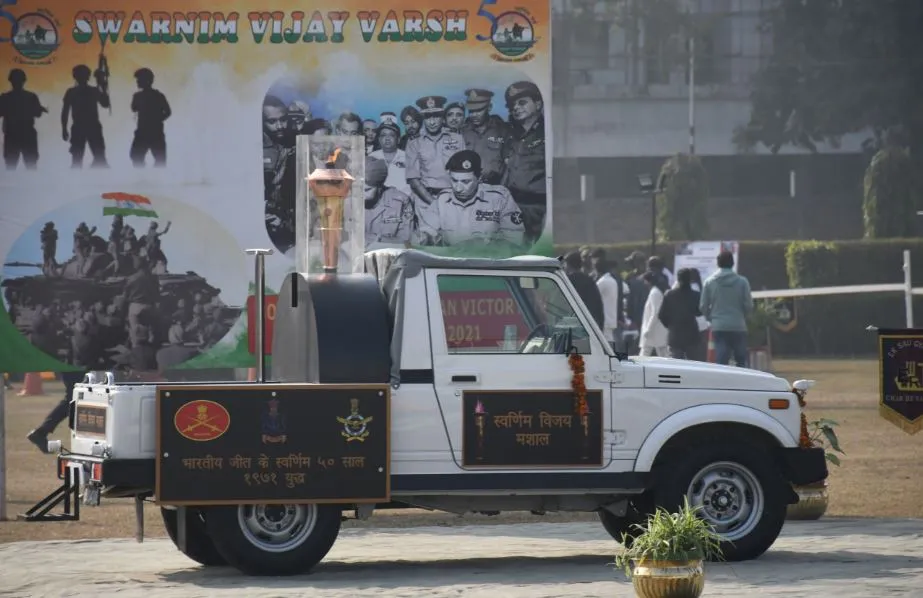 स्वर्णिम विजय मशाल से गौरवान्वित हुई बरेली इंटरनेशनल यूनिवर्सिटी