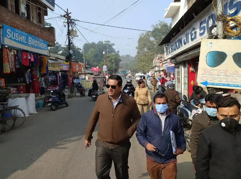 बरेली: बाल श्रमिक कराए मुक्त, परिजनों ने किया हंगामा