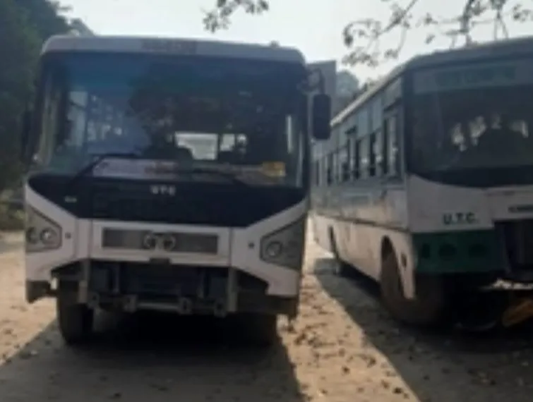 बरेली: निजी बसों में आने वाले यात्रियों की जांच नहीं कर रहा स्वास्थ्य विभाग