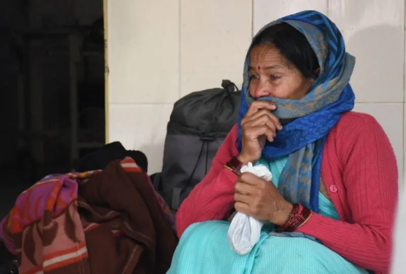 बरेली: एक घंटा करते रहे एंबुलेंस का इंतजार, लेखपाल की हो गई मौत