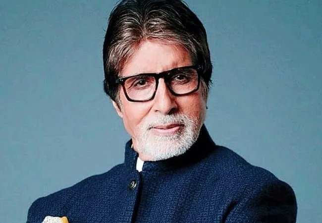 अमिताभ बच्चन ने शुरू की ‘मे डे’ की शूटिंग, कहा- भागकर छुप जाने का मन होता है