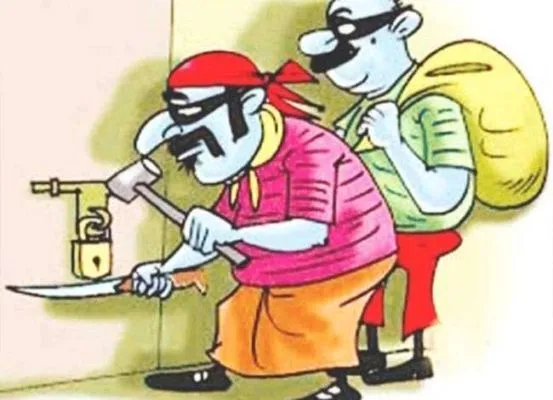 हल्द्वानी: न्यायालय से चोरी का प्रयास करते धरा