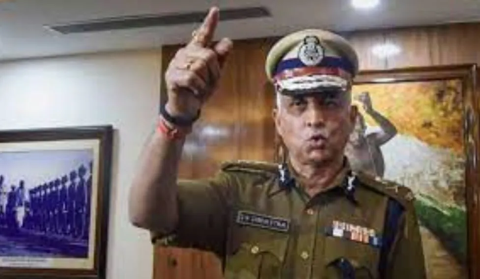 ‘किसान नेताओं ने भड़काऊ भाषण दिए और हिंसा में भी शामिल रहे, बख्शे नहीं जाएंगे’- दिल्ली पुलिस कमिश्नर