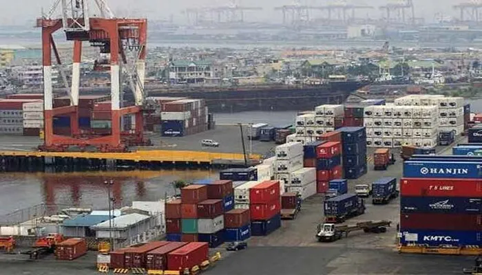 देश का निर्यात दिसंबर में 0.8 प्रतिशत घटा, व्यापार घाटा बढ़कर 15.71 अरब डॉलर पर
